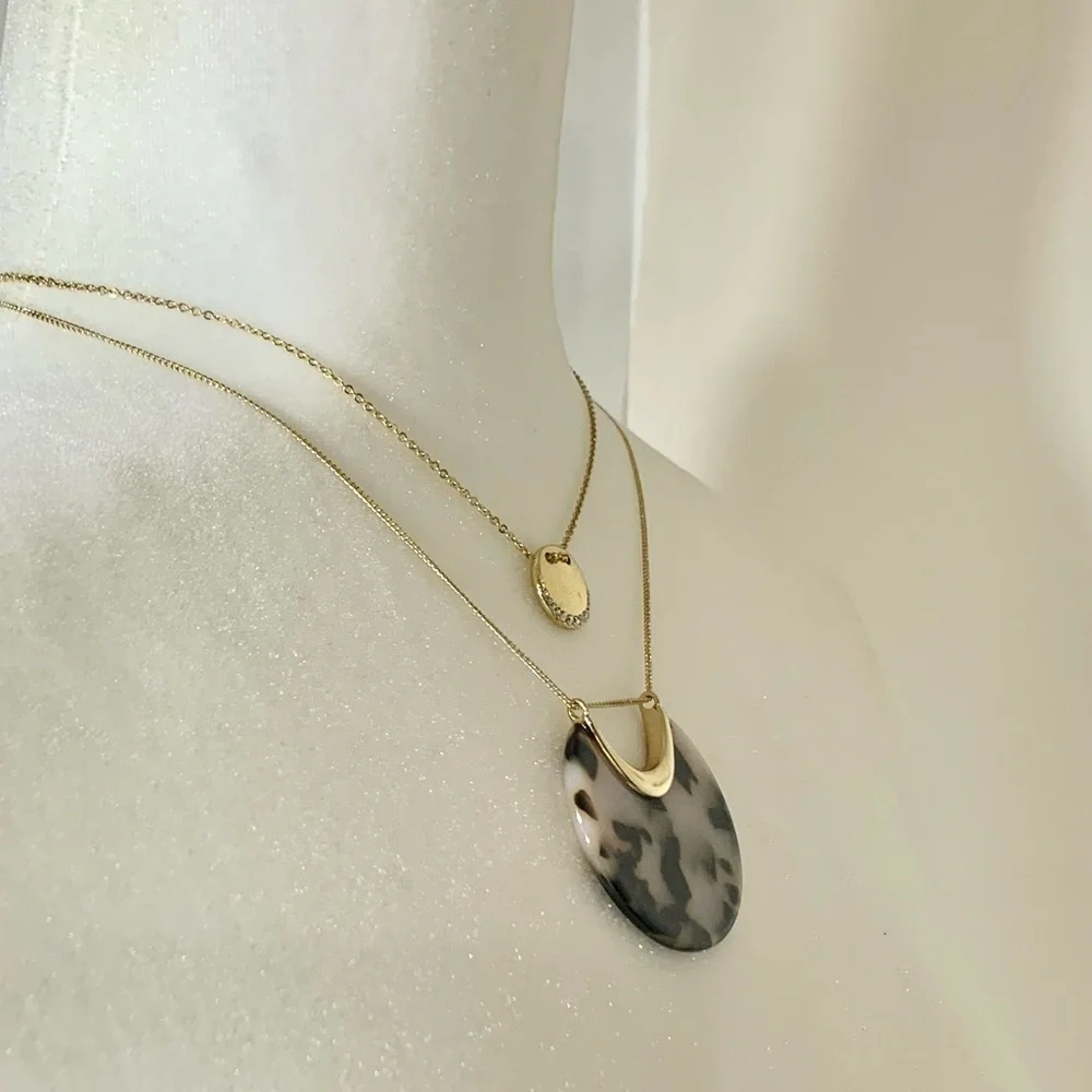 NWT Express layered necklace gold and black